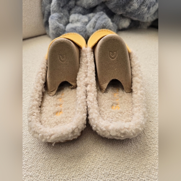 Rothys, "The Scuff" Wool Blend Womens Slip On Mule Slipper, Popcorn Yellow, Sz 9 - Picture 7 of 10